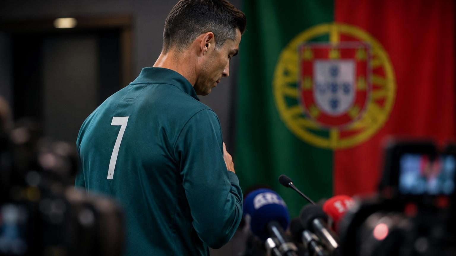 « Je présente mes excuses aux Portugais » : à 41 ans, Ronaldo revient sur son départ de la sélection et laisse la porte ouverte
