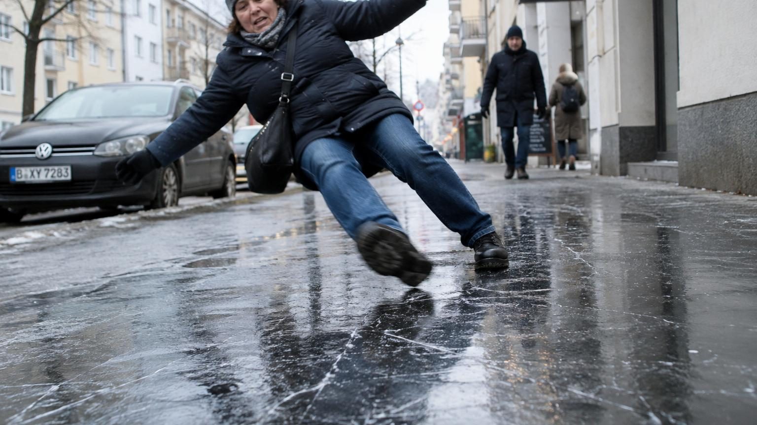 Pourquoi on glisse sur la glace : des chercheurs résolvent enfin l'énigme, et ce n'est pas le film d'eau qu'on croyait