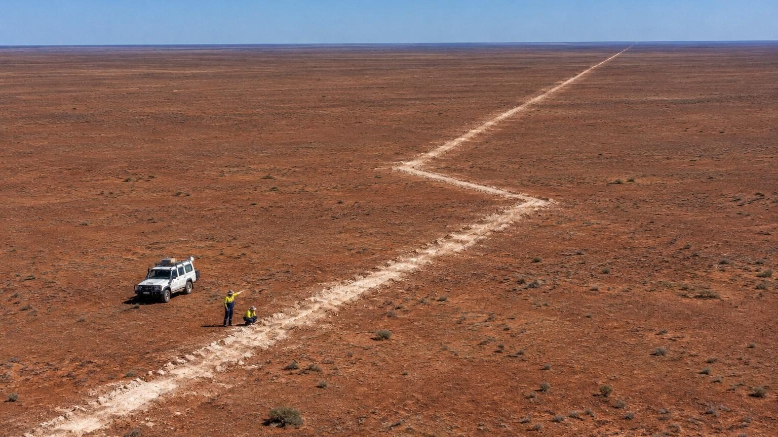 Une ligne géante apparue de nulle part en plein désert australien : les chercheurs ont enfin identifié ce phénomène naturel rare